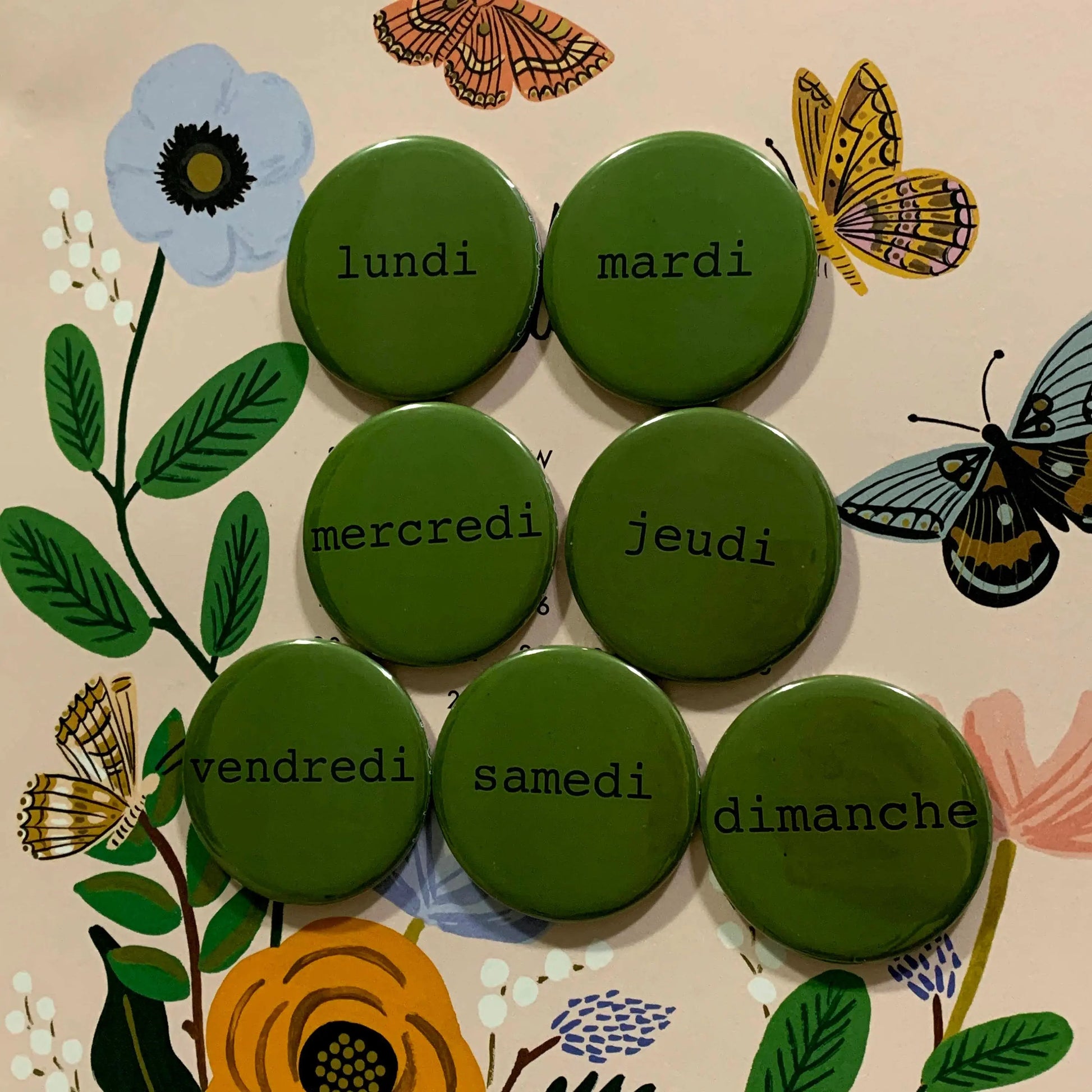 Custom Months of the Year in French Magnets - 12 pieces - Busybee Creates