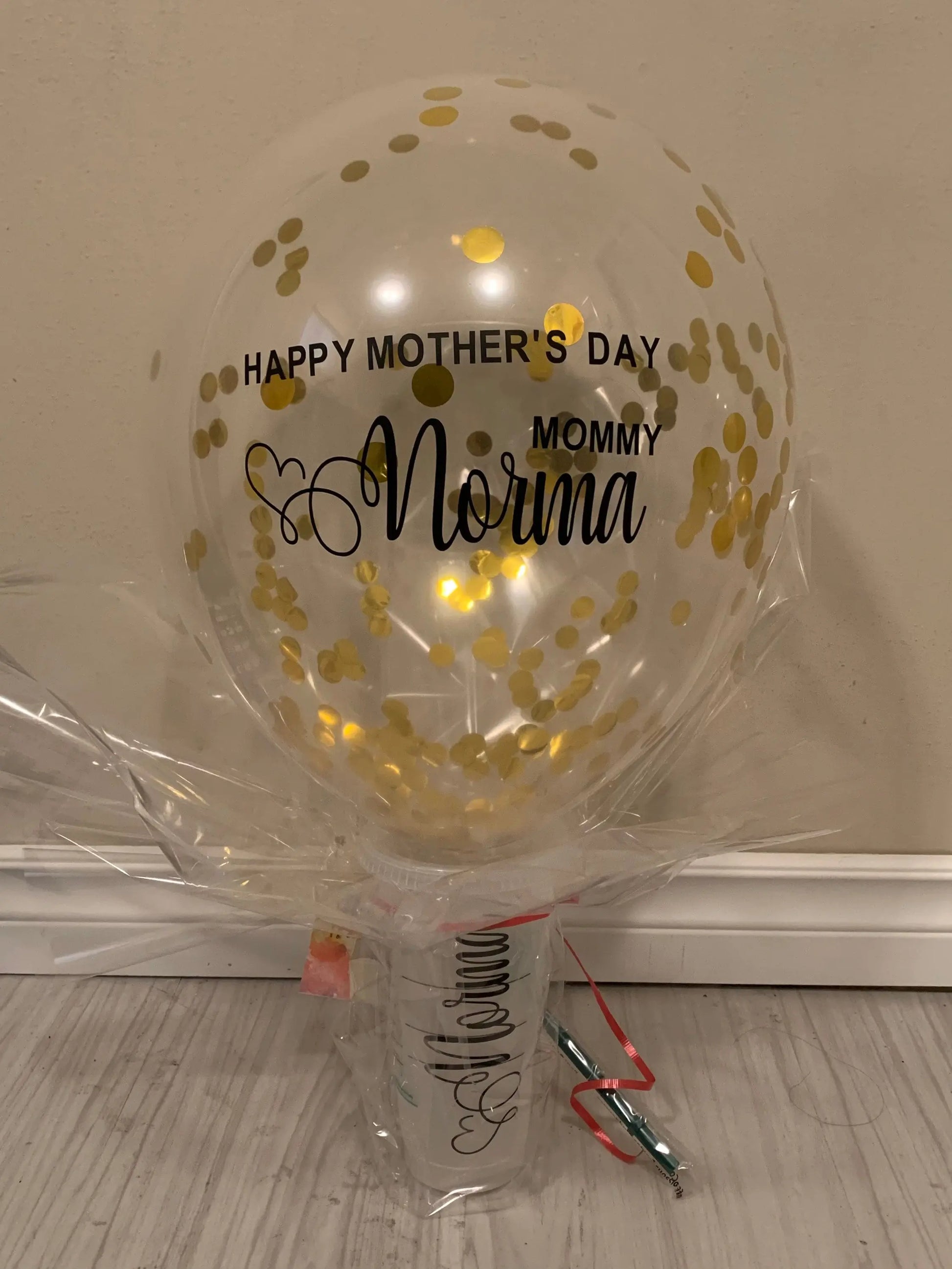 Personalized Balloon Centerpiece, Custom Inspired Balloon Gift Ideas - Busybee Creates