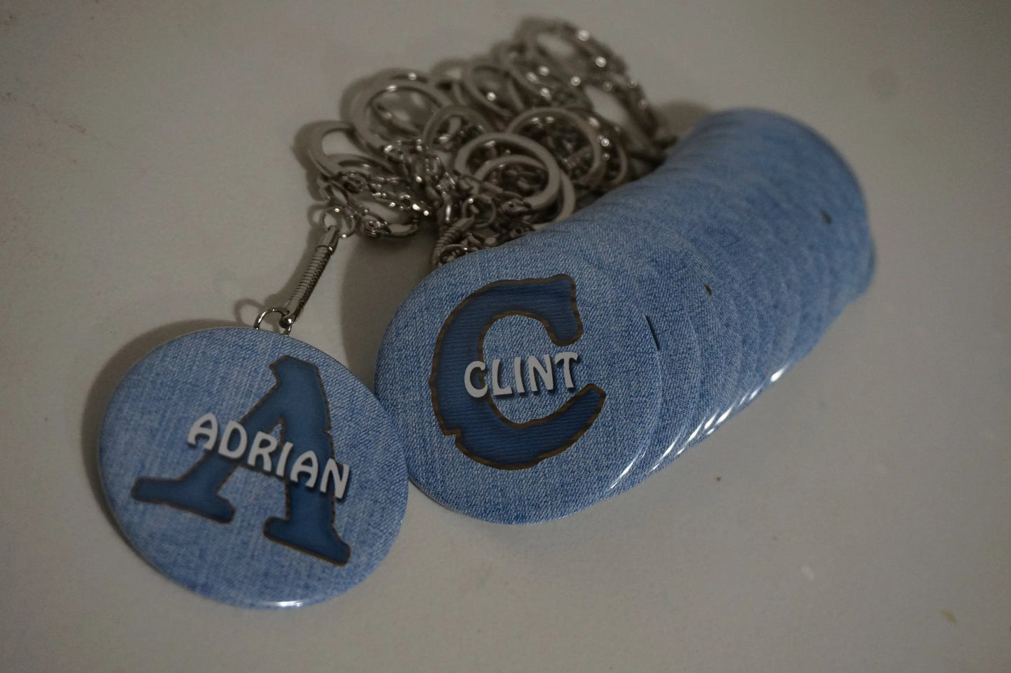 Personalized Gift Monogram Keychain, Custom Keychain College Student Gift - 10 pieces - Busybee Creates